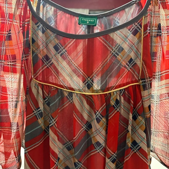 Freeway Women’s Plaid Sheer Blouse Red Gray Tie Sleeve Scoop Neck Size M USA - Picture 5 of 10